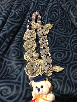Graduation leis