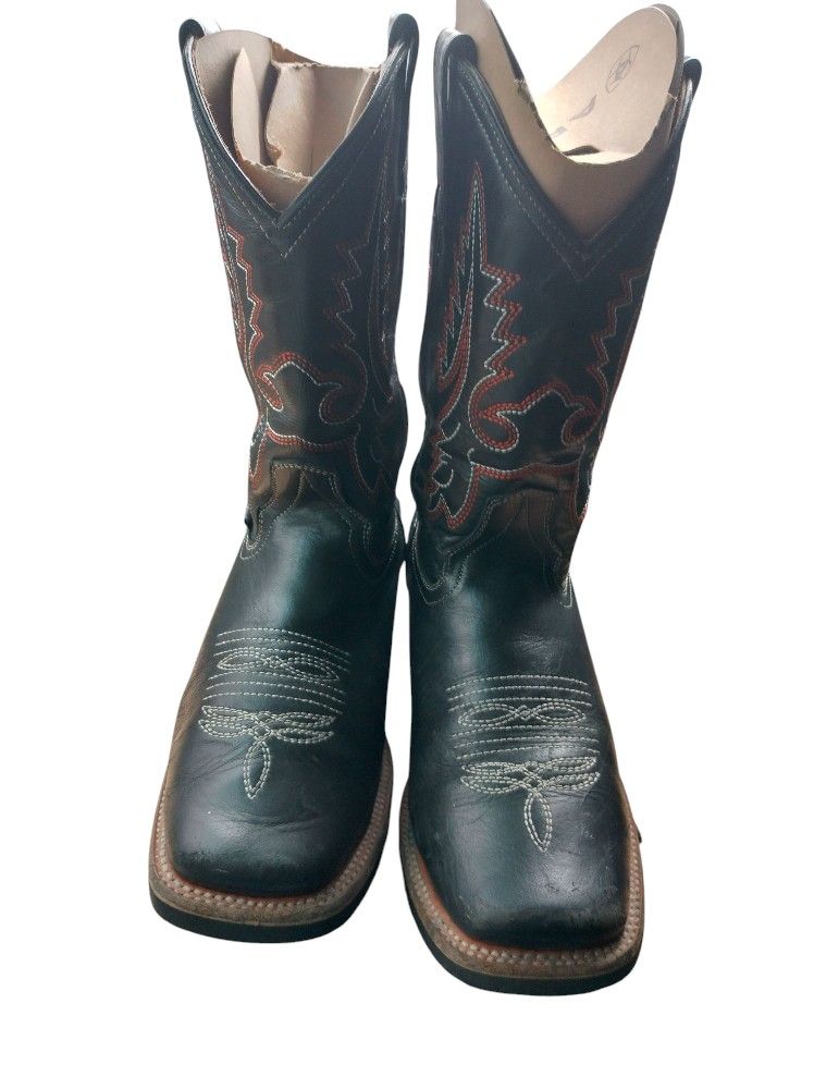 LaSierra Boots Size 8.5.