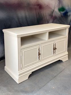 Stucco Tan Wood TV Stand with Cabinet Storage