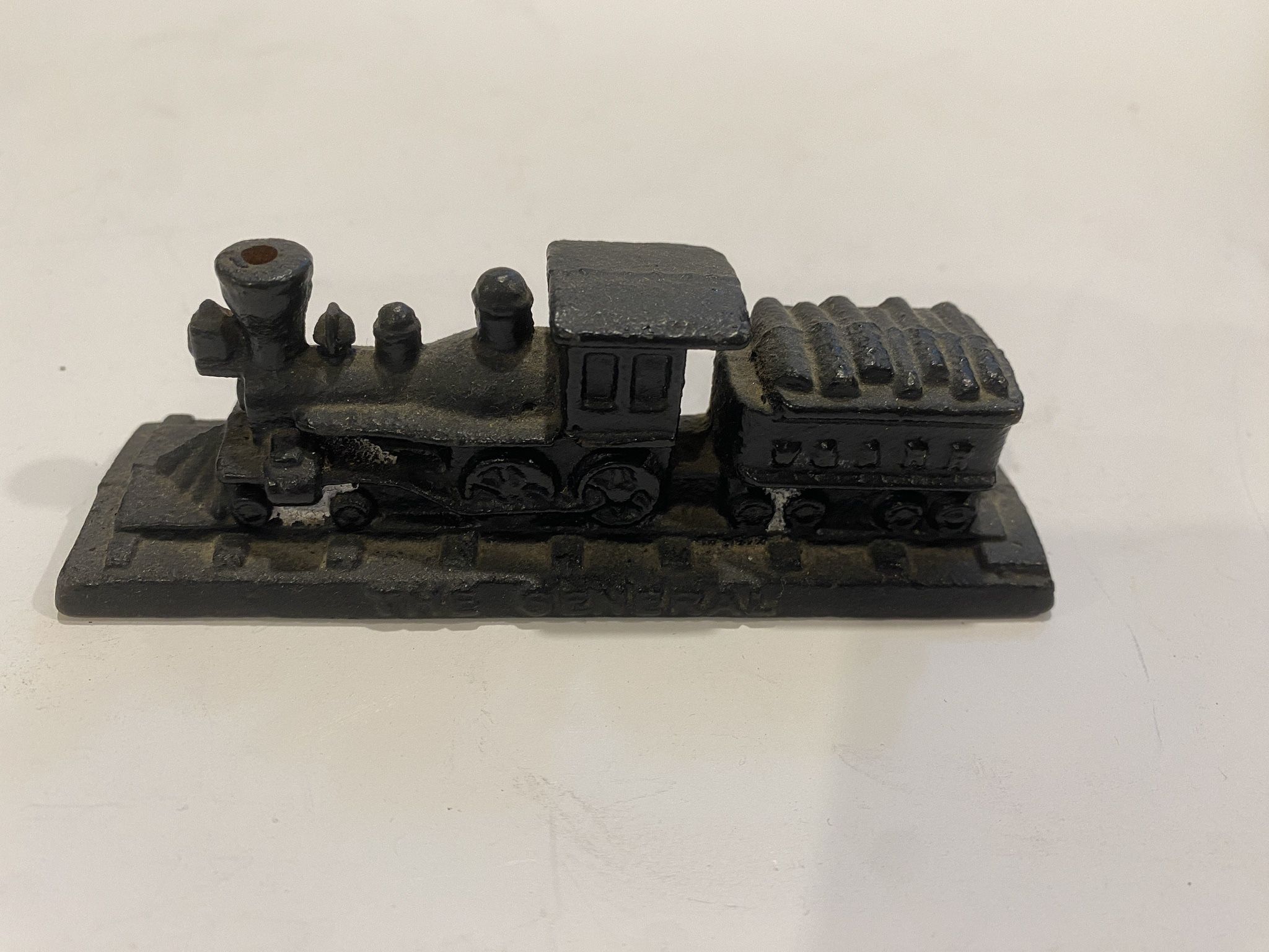 Vintage Cast Iron Train Locomotive Paper Weight Figurine 4.5” long