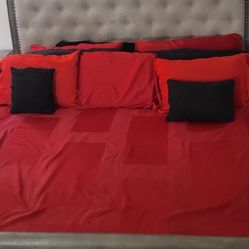 8 pc King Bedroom Set 