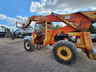Traverse Lift 8042 Model Forklift