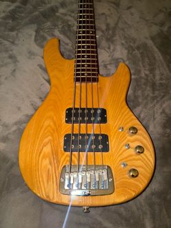 G&L Tribute Series L-2500 - Natural