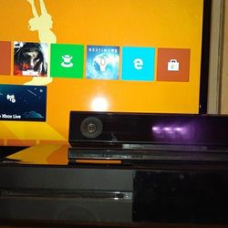 Xbox 1 With 2 Games + Kinect 500gb Console