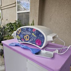 Easy Bake Oven Works Good For Kids 