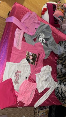 50 Piece Female Clothing