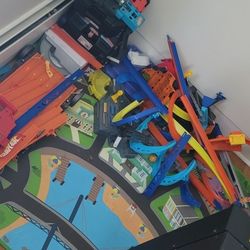 Hot wheels track shark attack 2025