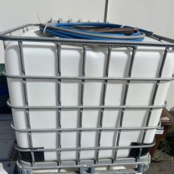 275 Gallon IBC TOTE (Intermediate Bulk Container)