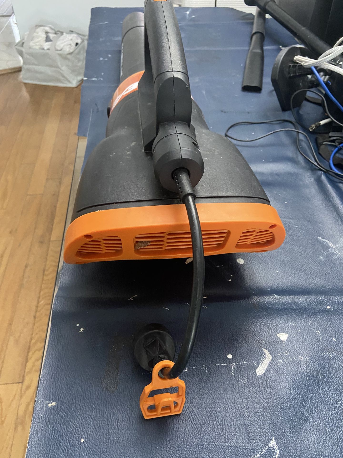 TURBINE 600 Electric Leaf Blower