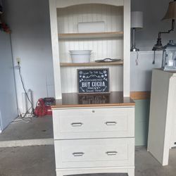 Beautiful Farmhouse Hutch