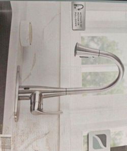 Glacier Bay Touchless Pull-Down Single-Handle Kitchen Faucet In Stainless Steel