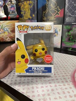 Pikachu Funko Pop 553 Diamond