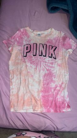 Vs pink shirt