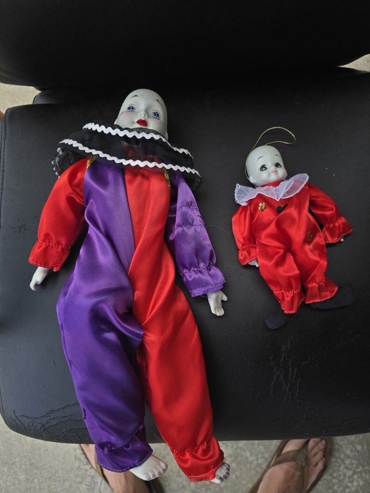 Pierrot or Harlequin doll Porcelain
