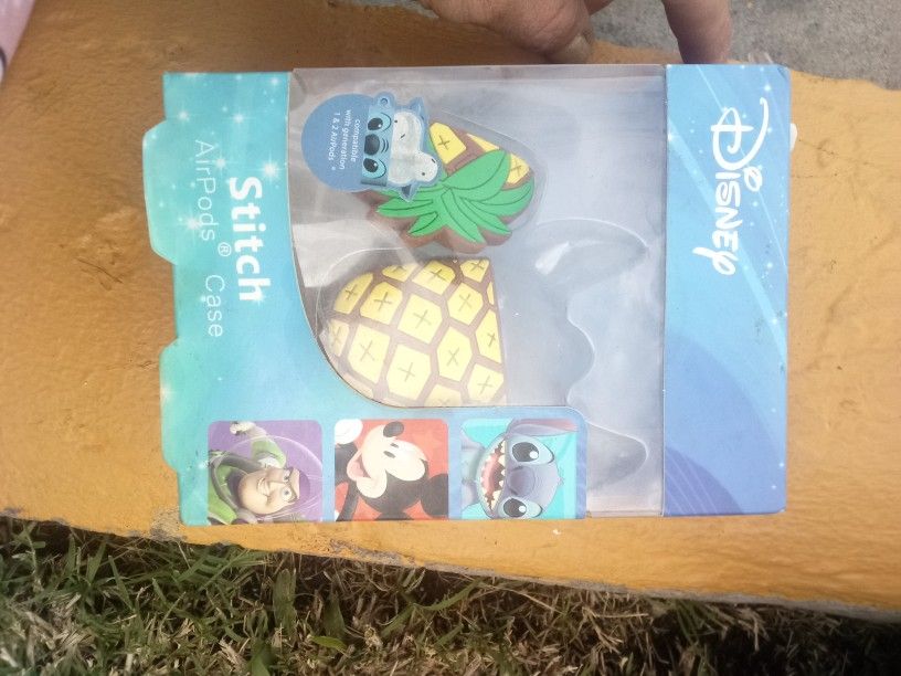Lilo & Stitch 1st And 2nd Generation AirPods Case