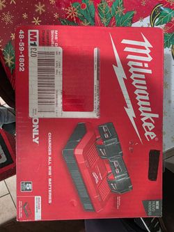 Milwaukee battery charger brand new