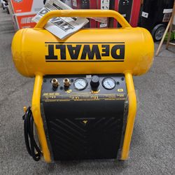 DEWALT 4.5 Gal. Portable Electric Air Compressor
