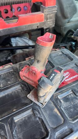Milwaukee fuel cutoff tool