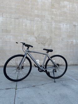EOYOBIKE 700C Aluminum Frame 483mm Large size Hybrid Bike