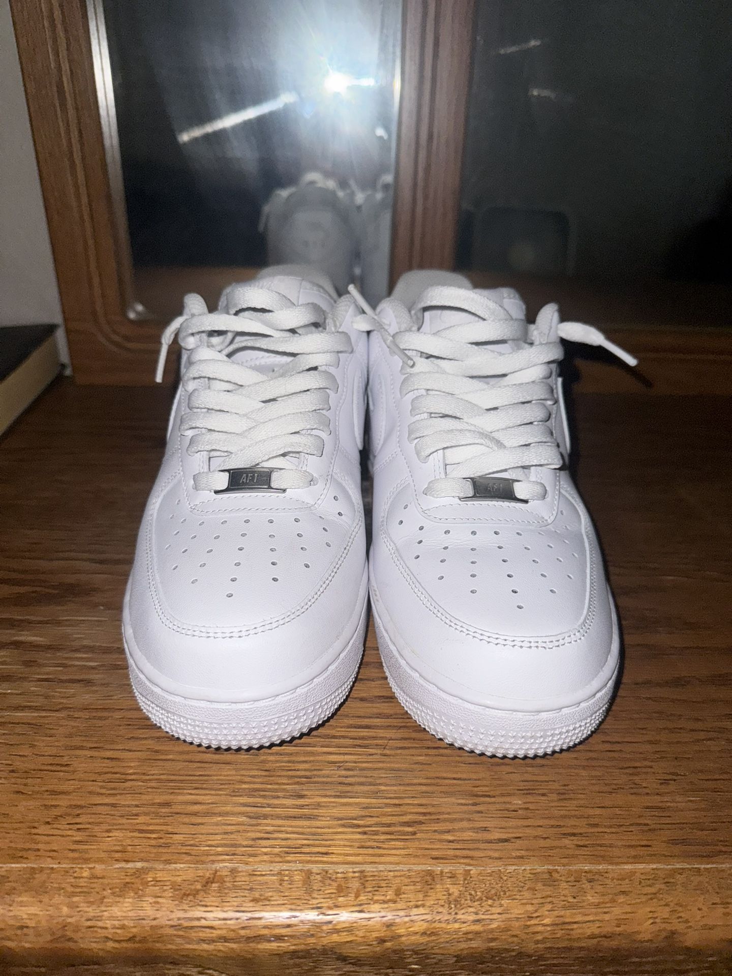 Nike White Air Force 1