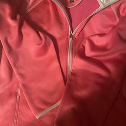 This is a pre-love but but in great condition, the weather company women’s jacket