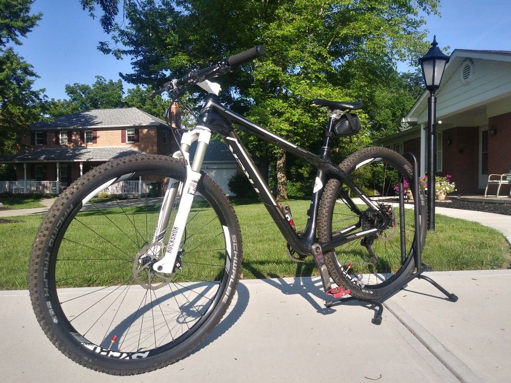 2013 Trek Superfly Comp 29er Full Carbon Fiber XC Beast!