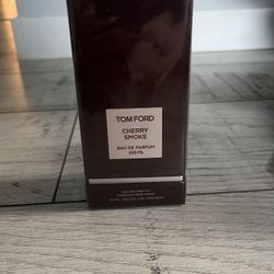 Tom Ford Cherry Smoke 