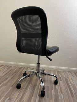 Desk chair