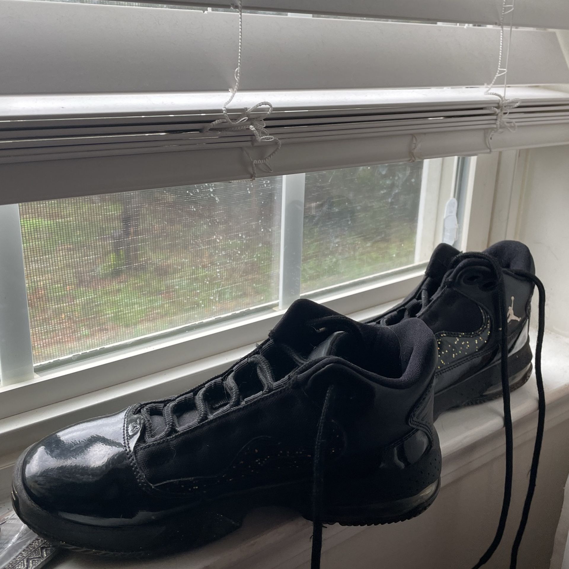 Size 4y Girls Jordan 9’s - Black / With Sparkles Detailed