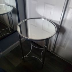 SILVER MIRROR TABLE 