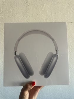 AirPods Max BRAND NEW ORIGINAL 