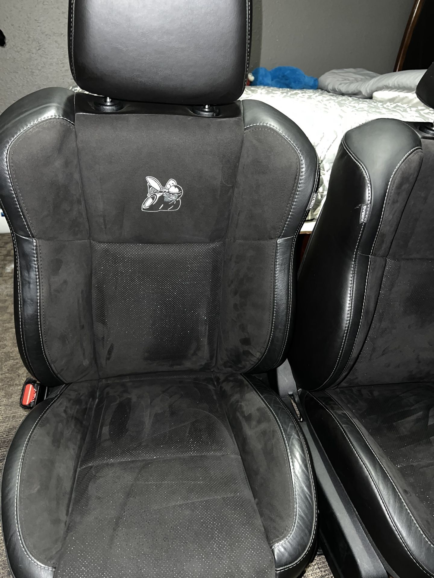 Dodge Charger oem Black Alcantara Scatpack Seats