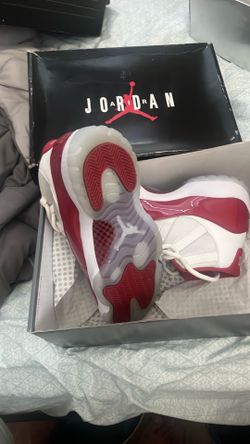 Jordan 11 Red super icy size 10 small scuff
