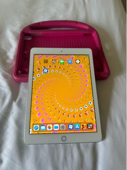 iPad 6th generation 128 go wifi