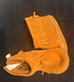 Minnetonka Suede Fringe Moccasin Boots