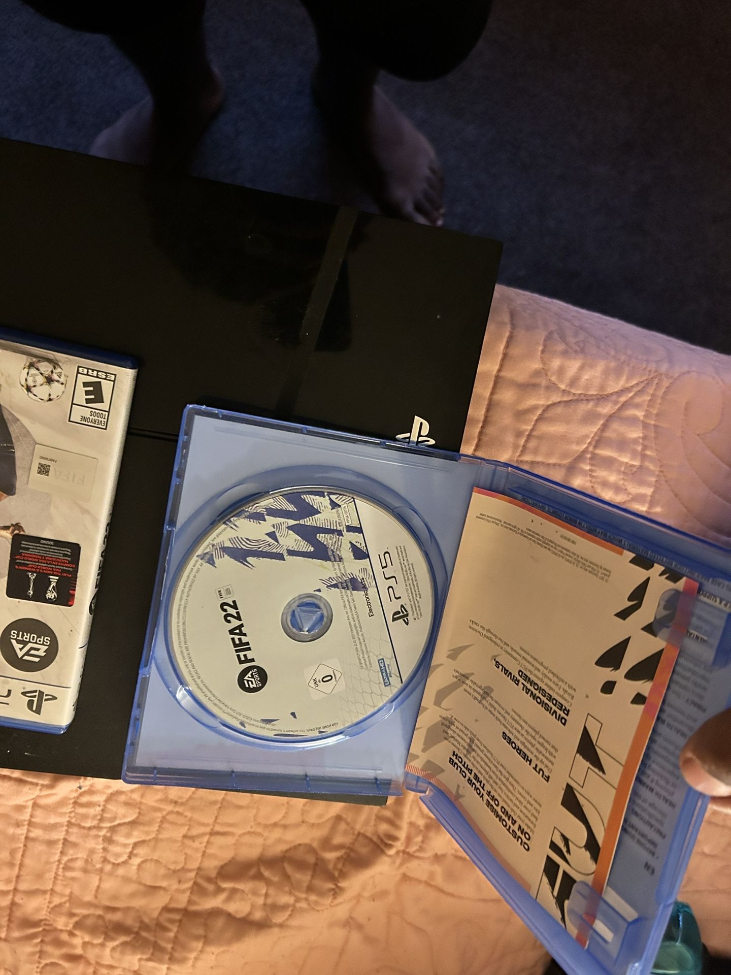 PLAYSTATION PS4