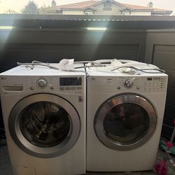 LG WASHER/DRYER