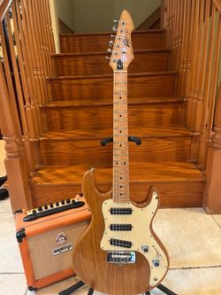 Peavey T30 American Vintage Guitar w/ Orange Crush 12 Amp
