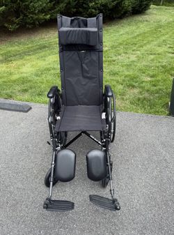 Medline Guardian Reclining Wheelchair DL Arm 20in Seat