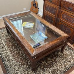 Very Nice Coffee Table 