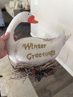 Winter Greetings Swan Decoration