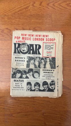 1966 Roar newspaper/ magazine