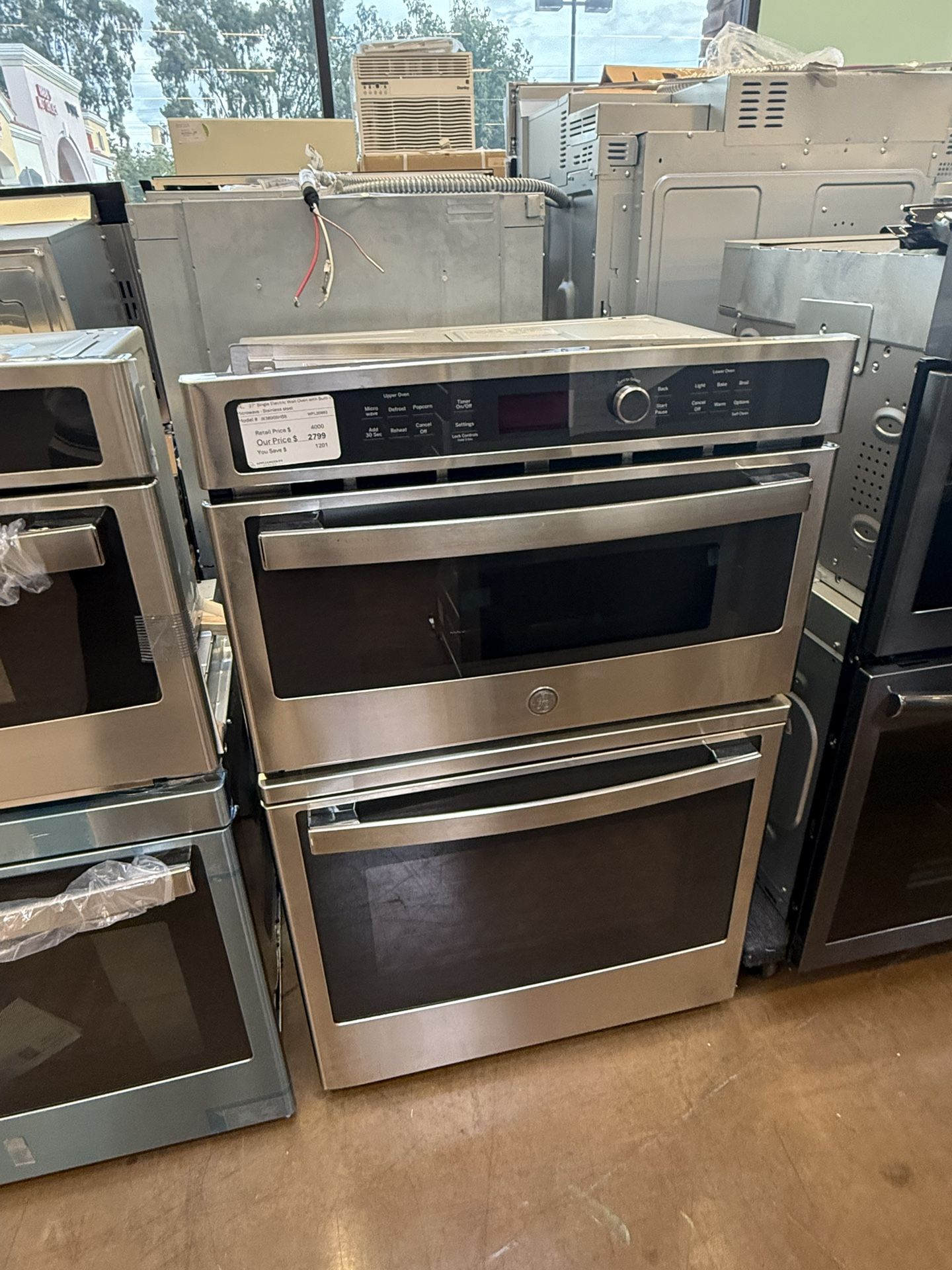 GE 27” microwave oven combination 