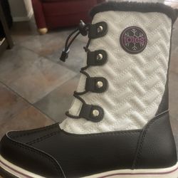 Girl Snow Boots 13