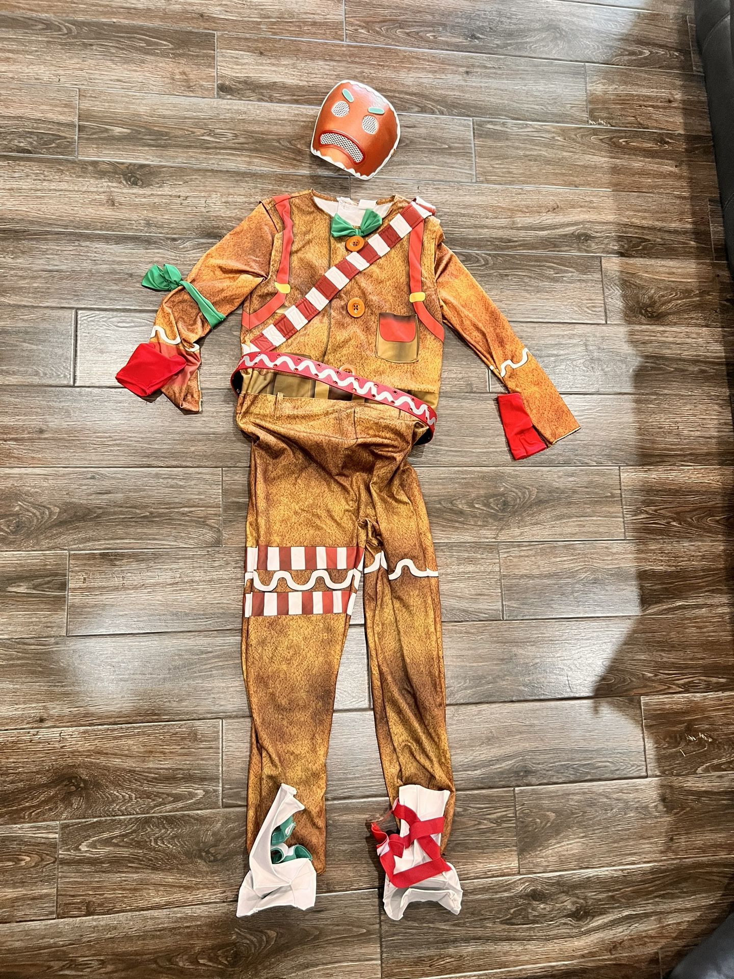 Fornite Merry Marauder Halloween Costume Size XL