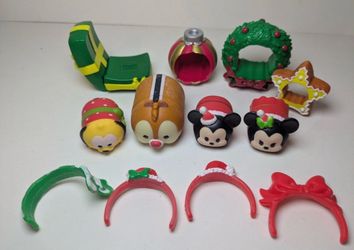 Disney Tsum Tsum Christmas Holiday Figure Lot Collectible Disney Tsum Tsum Christmas holiday vinyl figure lot. This multi-color plastic set includes