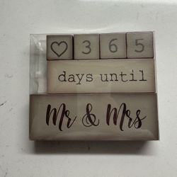 Wedding Countdown Decor