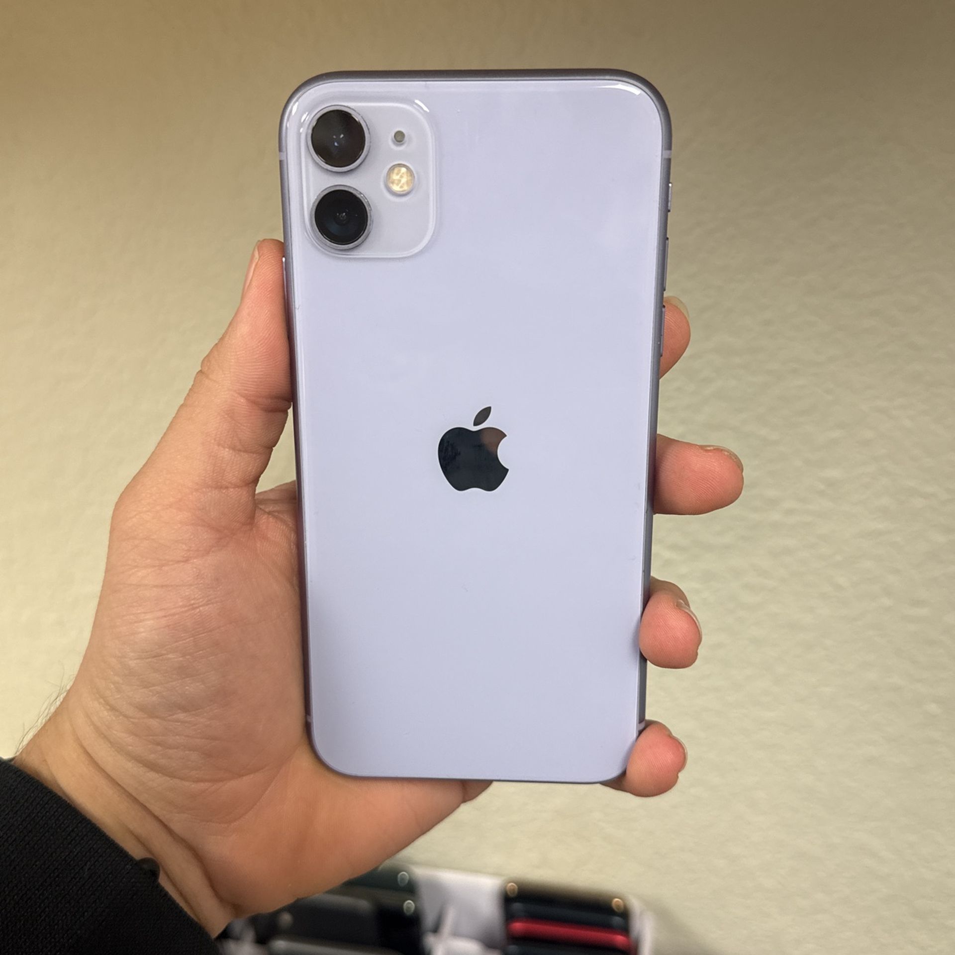 iPhones 11 64Gb Unlocked No Face I’d 