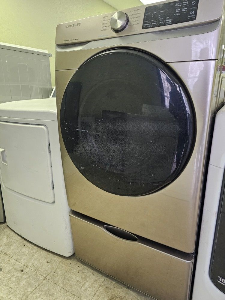 Samsung Gas Dryer Working Perfectly Fine Very Clean Super Capacity I Can Deliver To You 9p Days Warranty