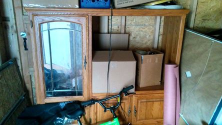 Intertainment center